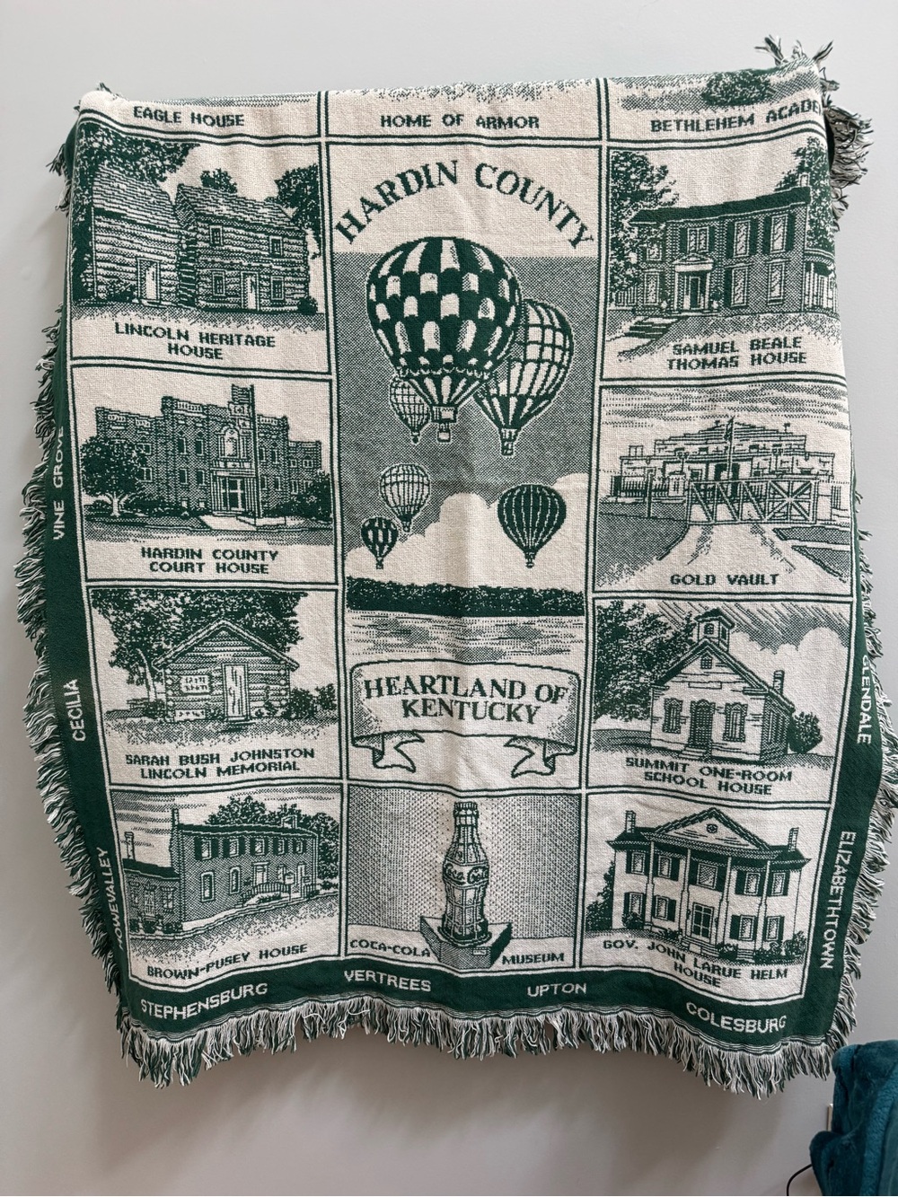 Vintage Cotton Tapestry Blanket Throw Heartland of Kentucky Hardin County Fringe